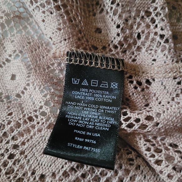 🔵 3/$30 PAINTED THREADS Sleeveless Cardigan Sheer Sweater - Picture 13 of 13